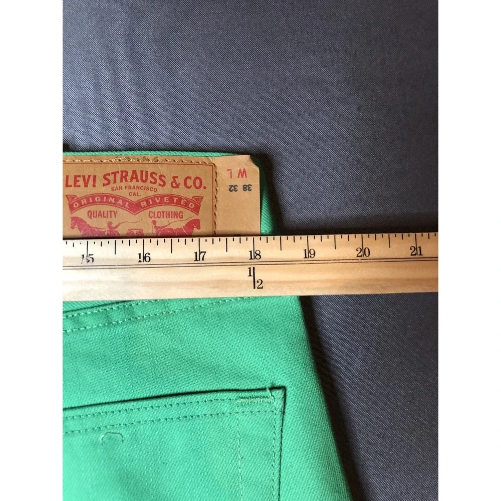 Levi 501 Jeans Mens Green Shrink to Fit Jeans 38x32